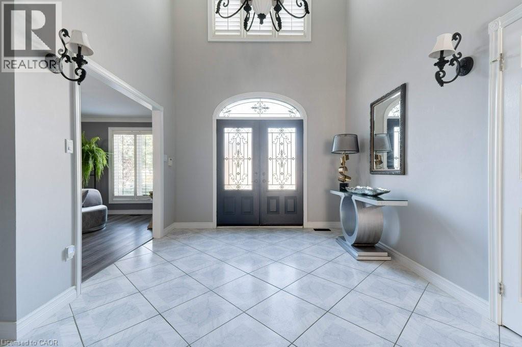 35 LIDO Drive, Stoney Creek, Ontario, L8E5E8 — Photo 6