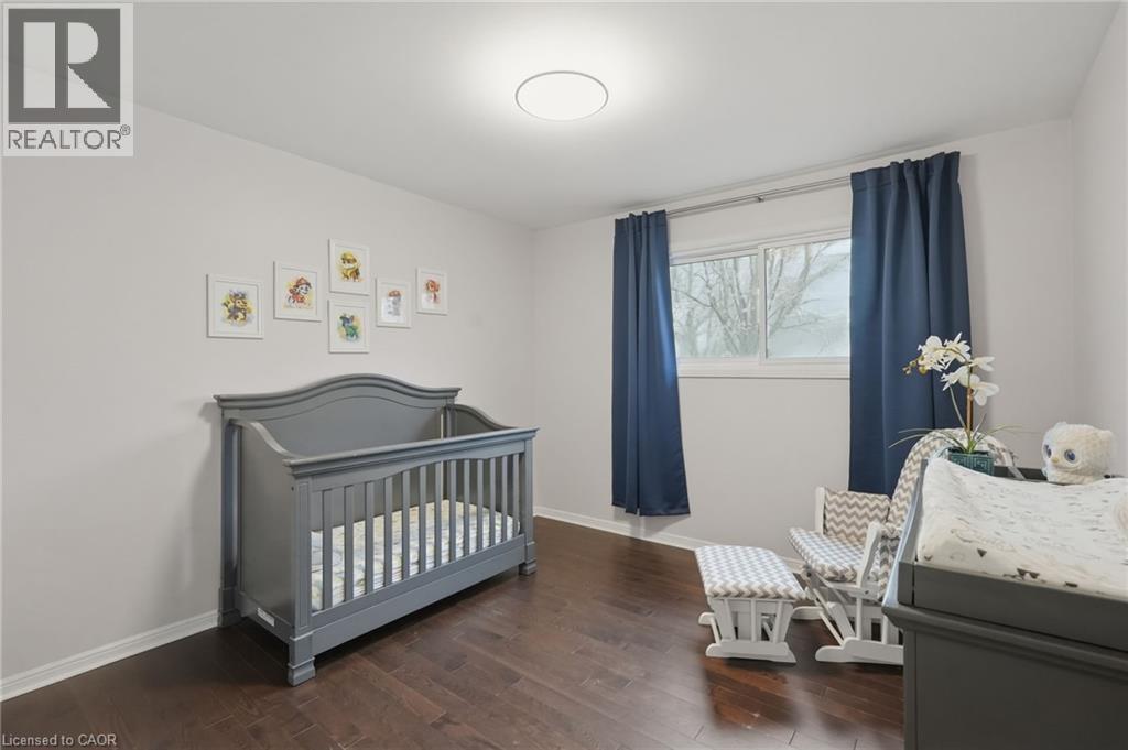 2401 SINCLAIR Circle, Burlington, Ontario, L7P3C2 — Photo 21
