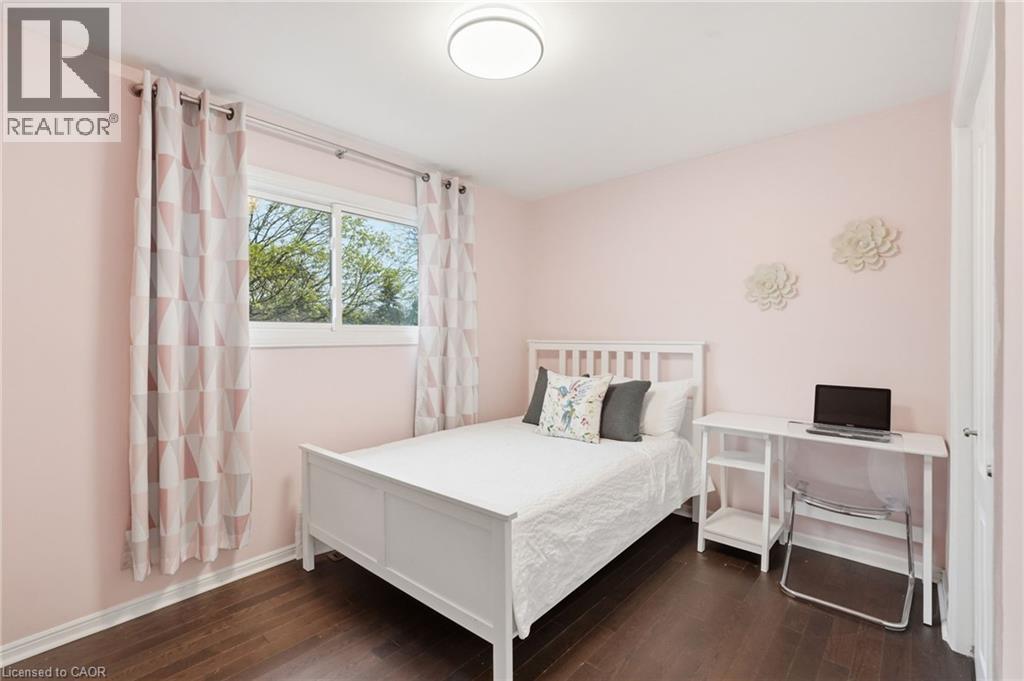 2401 SINCLAIR Circle, Burlington, Ontario, L7P3C2 — Photo 23