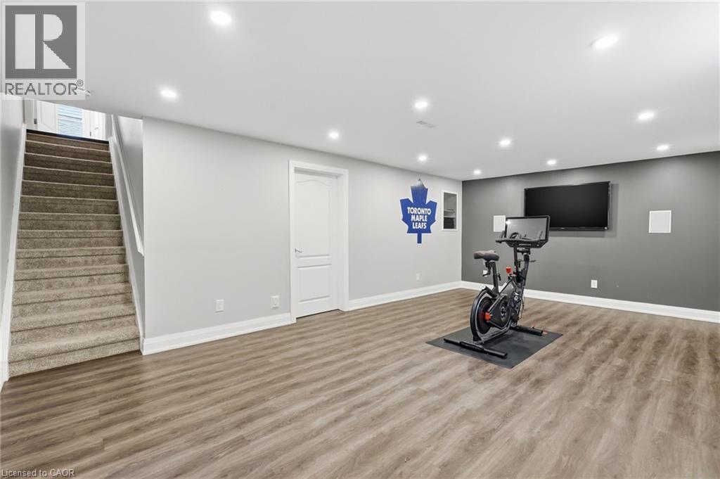 2401 SINCLAIR Circle, Burlington, Ontario, L7P3C2 — Photo 31