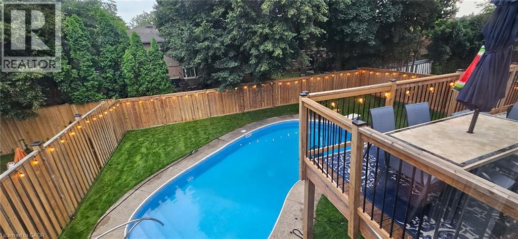 2401 SINCLAIR Circle, Burlington, Ontario, L7P3C2 — Photo 36