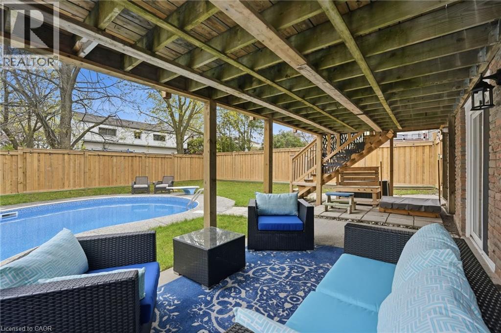 2401 SINCLAIR Circle, Burlington, Ontario, L7P3C2 — Photo 37
