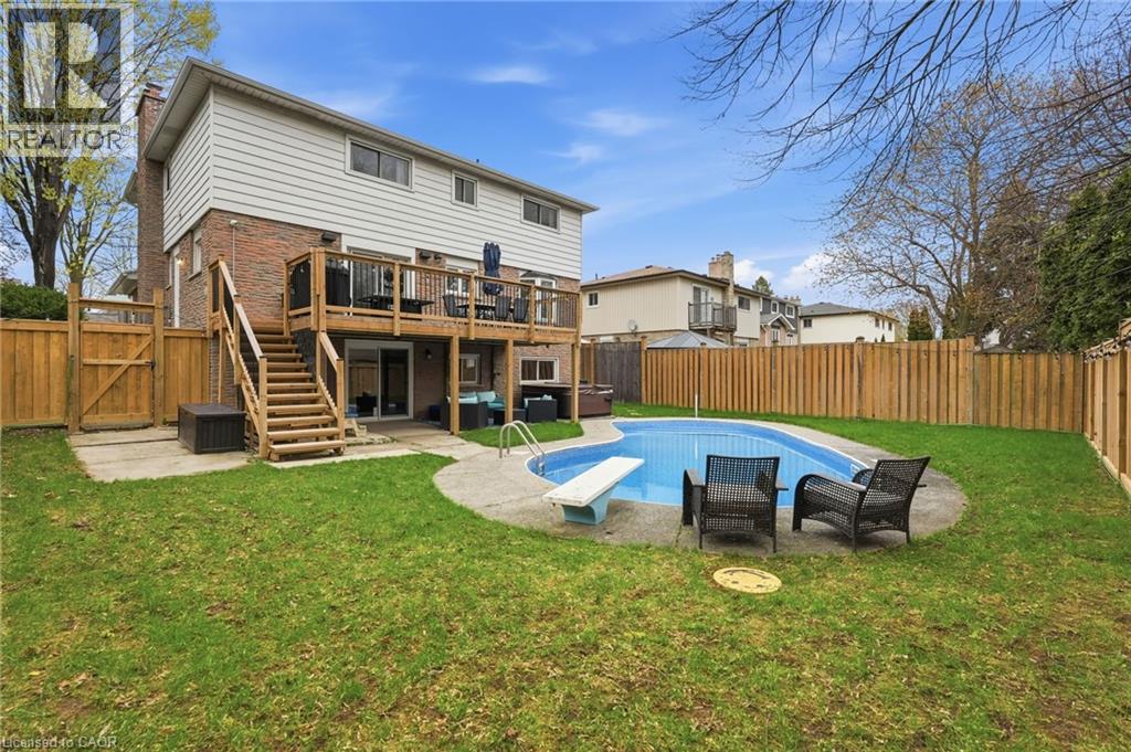 2401 SINCLAIR Circle, Burlington, Ontario, L7P3C2 — Photo 38