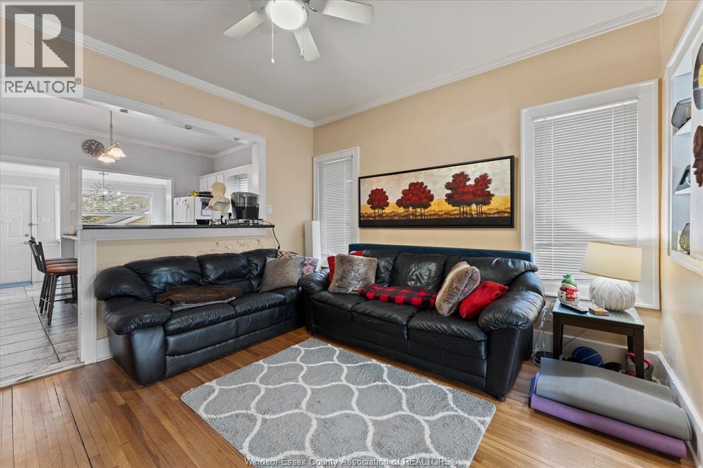 746 CAMPBELL, Windsor, Ontario, N9B2H7 — Photo 10