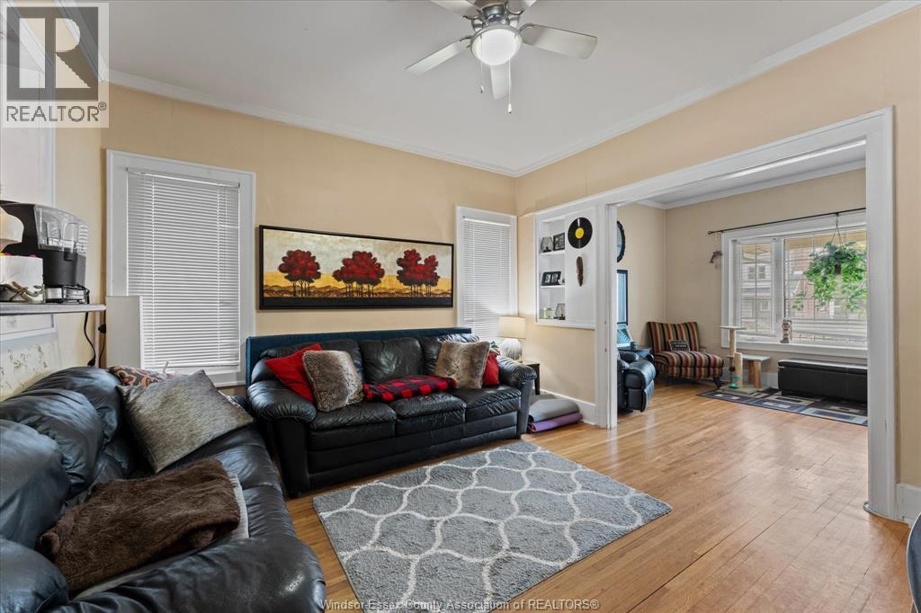 746 CAMPBELL, Windsor, Ontario, N9B2H7 — Photo 12
