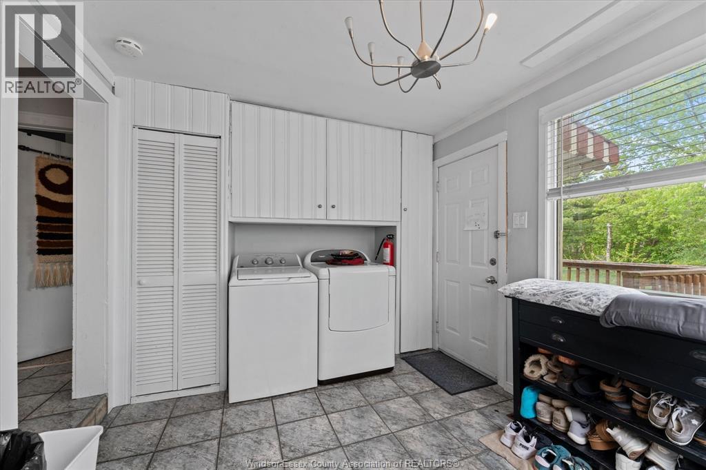 746 CAMPBELL, Windsor, Ontario, N9B2H7 — Photo 17