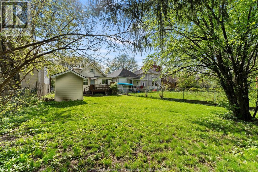 746 CAMPBELL, Windsor, Ontario, N9B2H7 — Photo 30