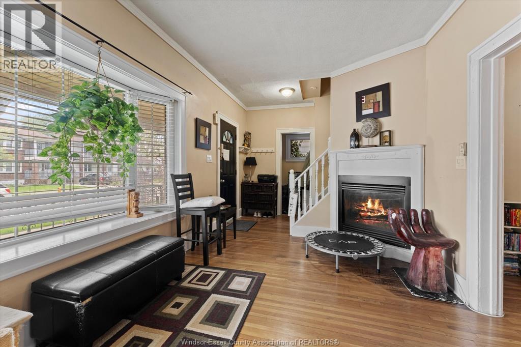746 CAMPBELL, Windsor, Ontario, N9B2H7 — Photo 8