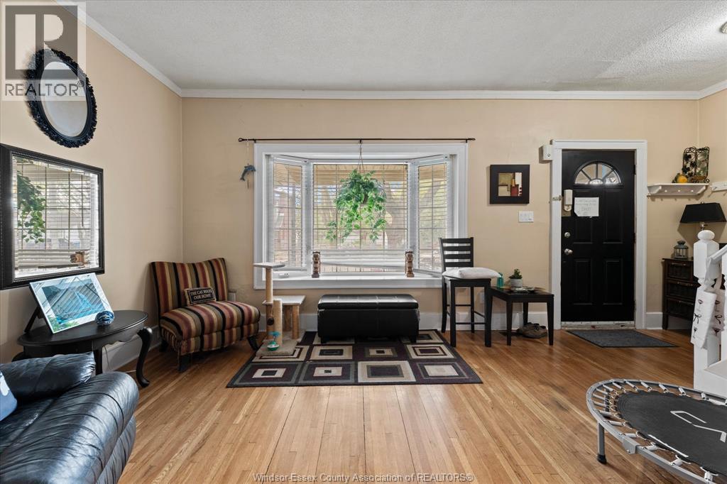 746 CAMPBELL, Windsor, Ontario, N9B2H7 — Photo 9