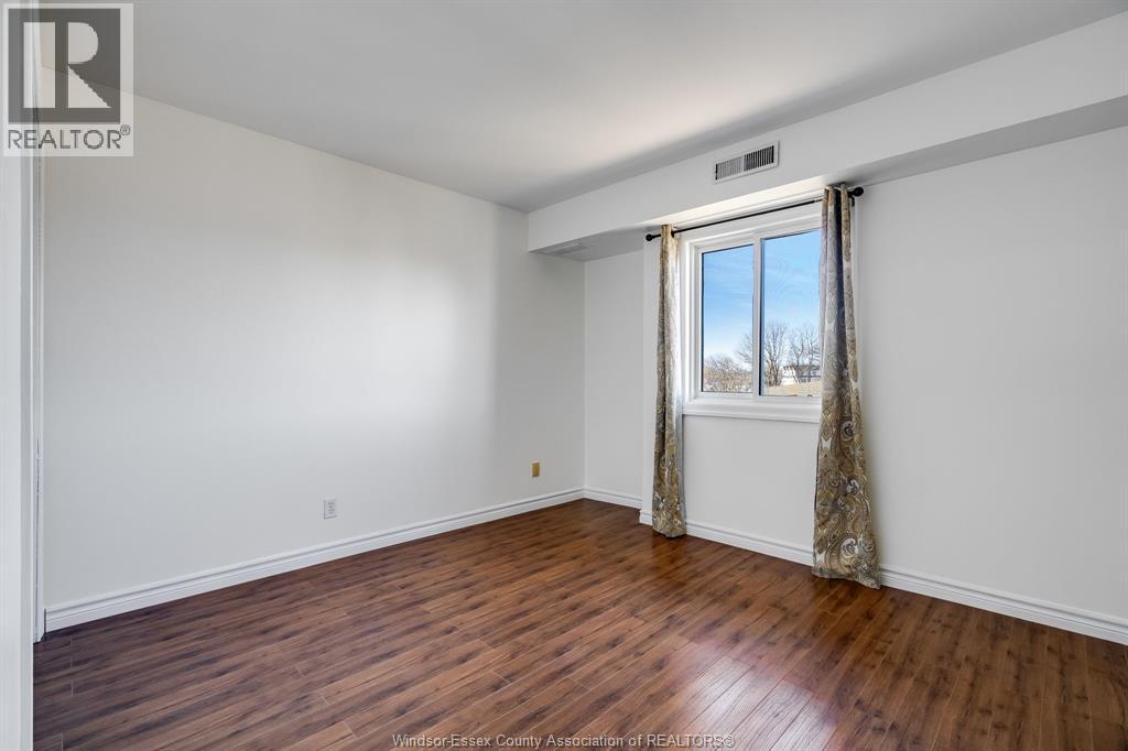 44 Robson ROAD Unit# 316, Leamington, Ontario, N8H2N9 — Photo 13