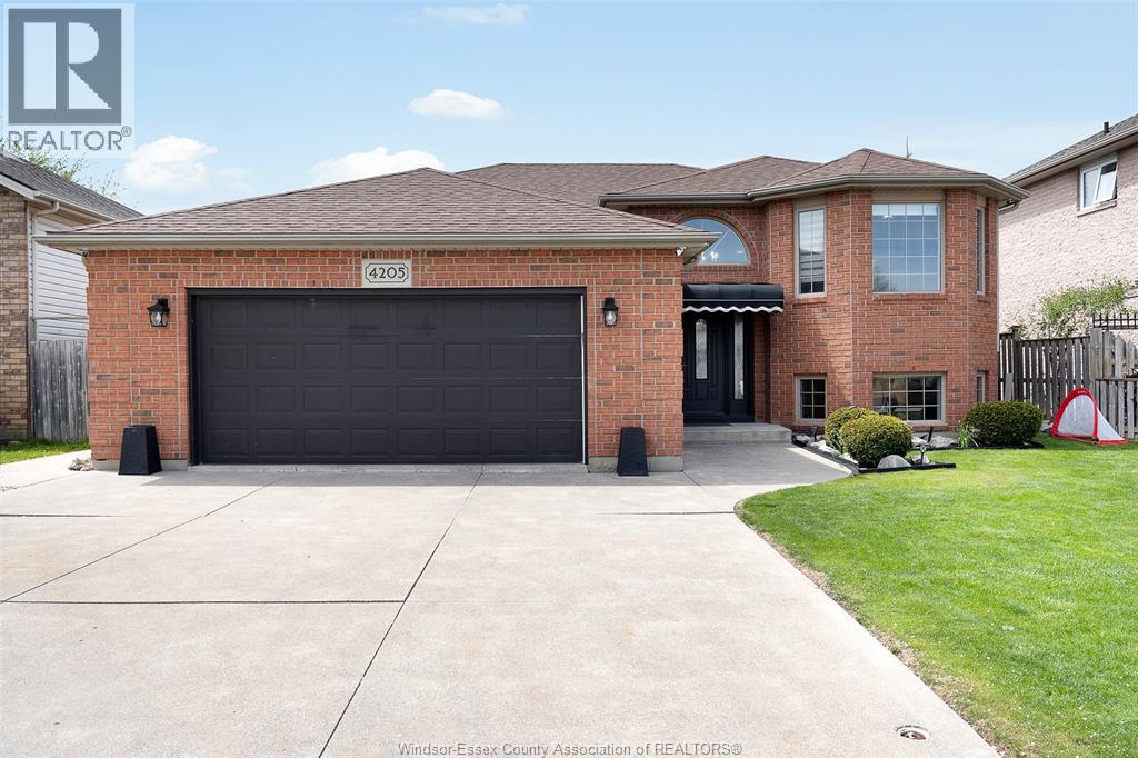 4205 BARTON CRESCENT, Windsor, Ontario, N9G2V5 — Photo 2