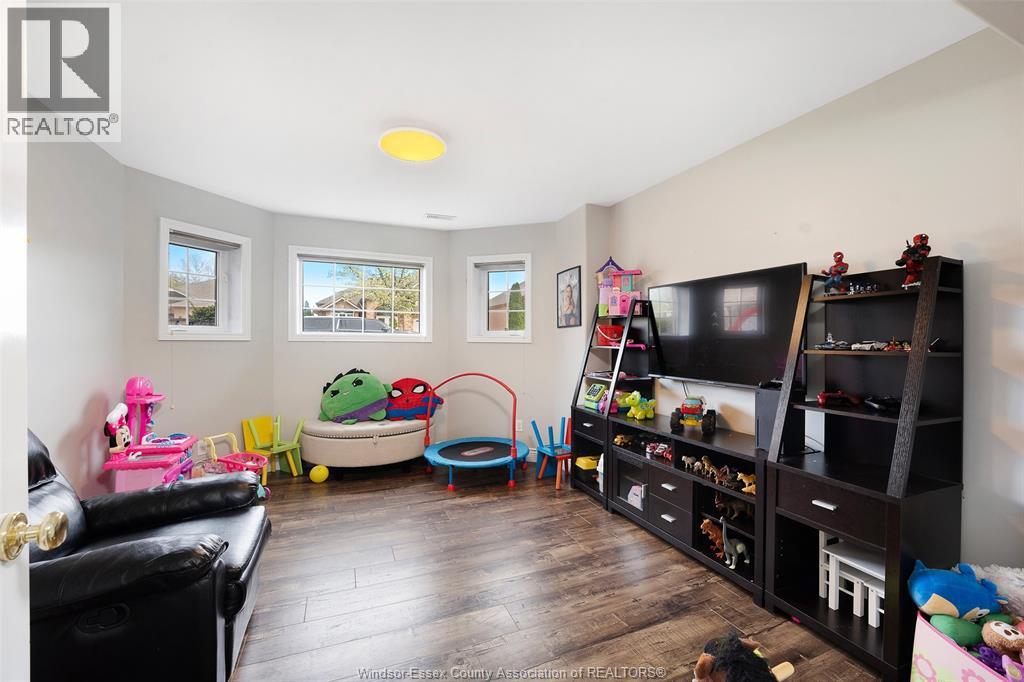 4205 BARTON CRESCENT, Windsor, Ontario, N9G2V5 — Photo 27