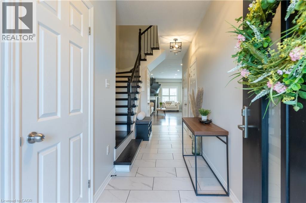 247 SOUTHBROOK Drive, Binbrook, Ontario, L0R1C0 — Photo 4