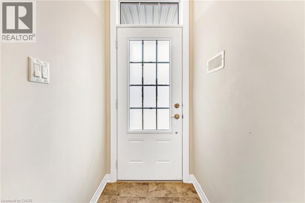 115 SOUTH CREEK Drive Unit# 12A, Kitchener, Ontario, N2P0H2 — Photo 5