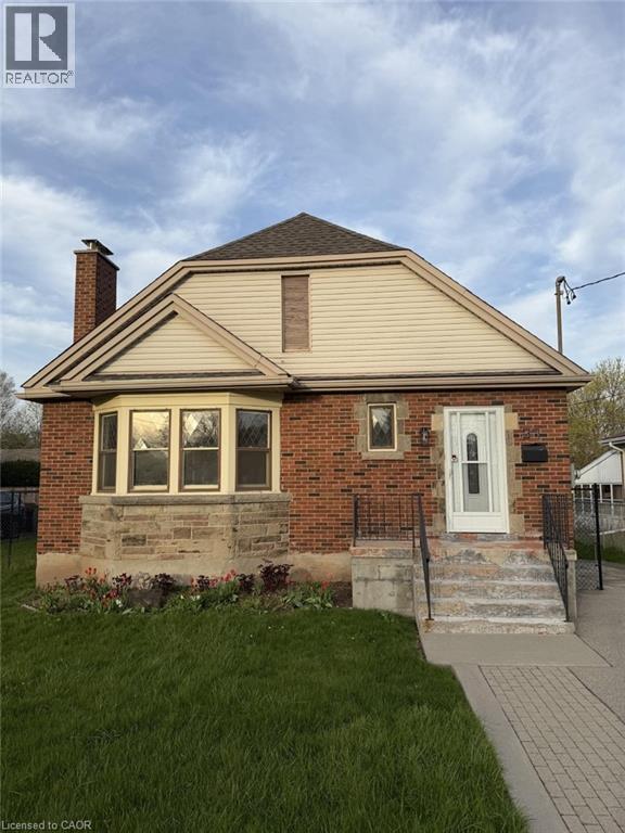 37 LOWER HORNING Road, Hamilton, Ontario, L8S3E9 — Photo 3