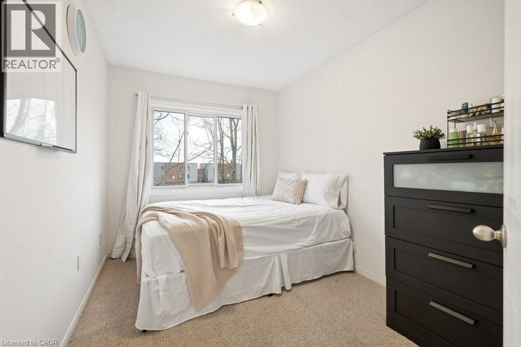 189 SHADOW WOOD Court, Waterloo, Ontario, N2K3W4 — Photo 24