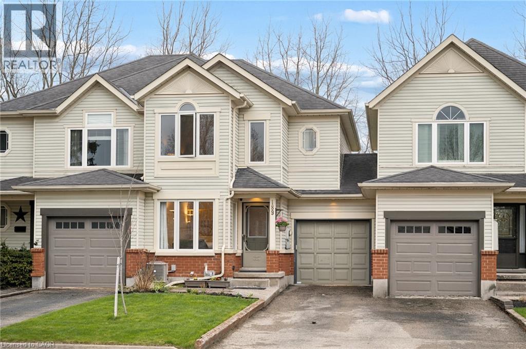 189 SHADOW WOOD Court, Waterloo, Ontario, N2K3W4 — Photo 3