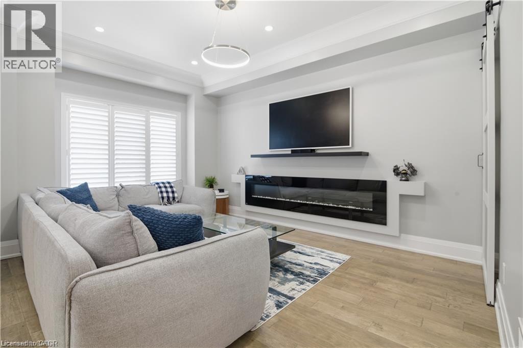 312 HUMPHREY Street, Waterdown, Ontario, L8B1W5 — Photo 15