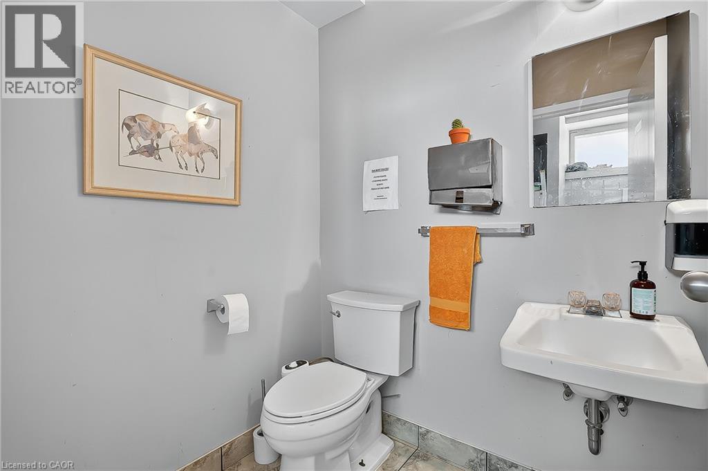 43 DUPONT Street E, Waterloo, Ontario, N2J2G8 — Photo 12