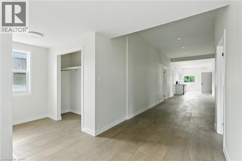 684 BEACH Boulevard, Hamilton, Ontario, L8H6Y4 — Photo 8