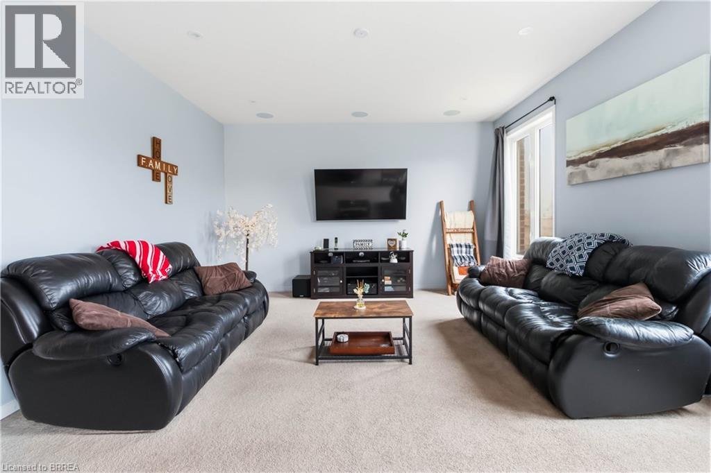 14 TURNBULL Drive, Brantford, Ontario, N3T0K4 — Photo 10