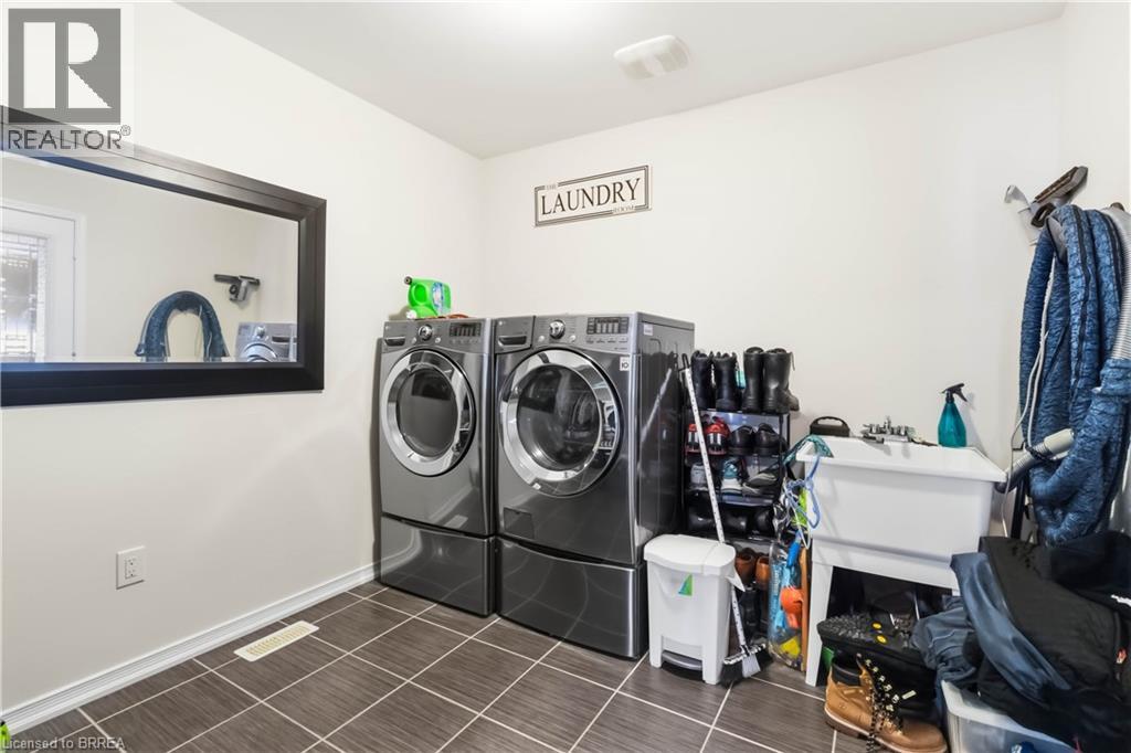 14 TURNBULL Drive, Brantford, Ontario, N3T0K4 — Photo 21