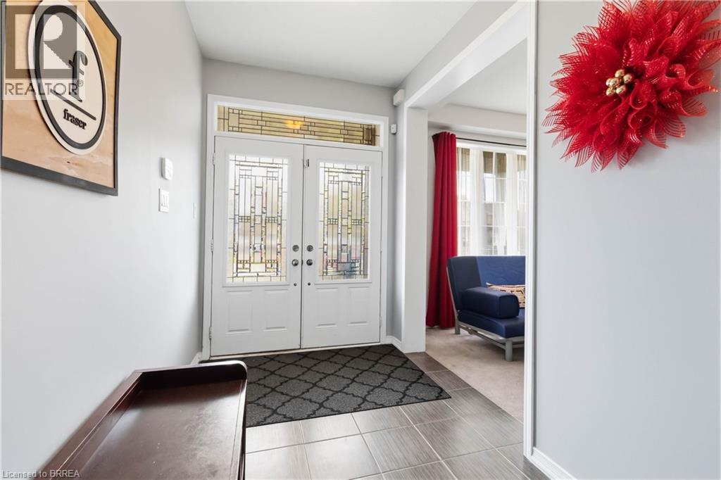 14 TURNBULL Drive, Brantford, Ontario, N3T0K4 — Photo 4