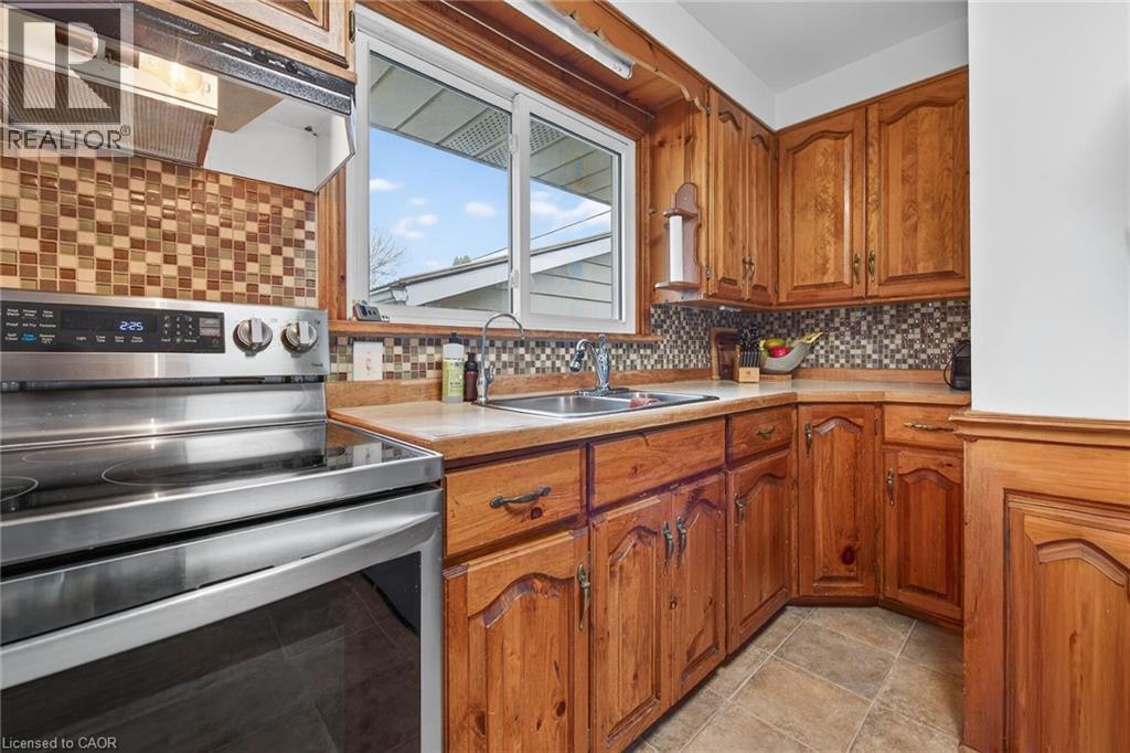 7 CORAL Drive, St. Catharines, Ontario, L2N3R4 — Photo 11