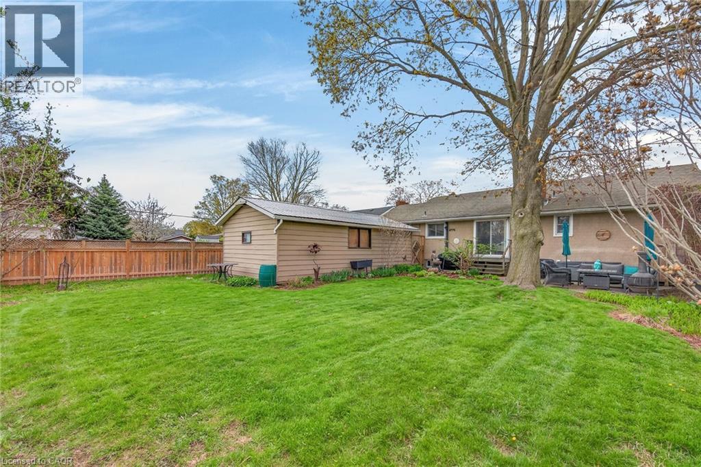 7 CORAL Drive, St. Catharines, Ontario, L2N3R4 — Photo 35