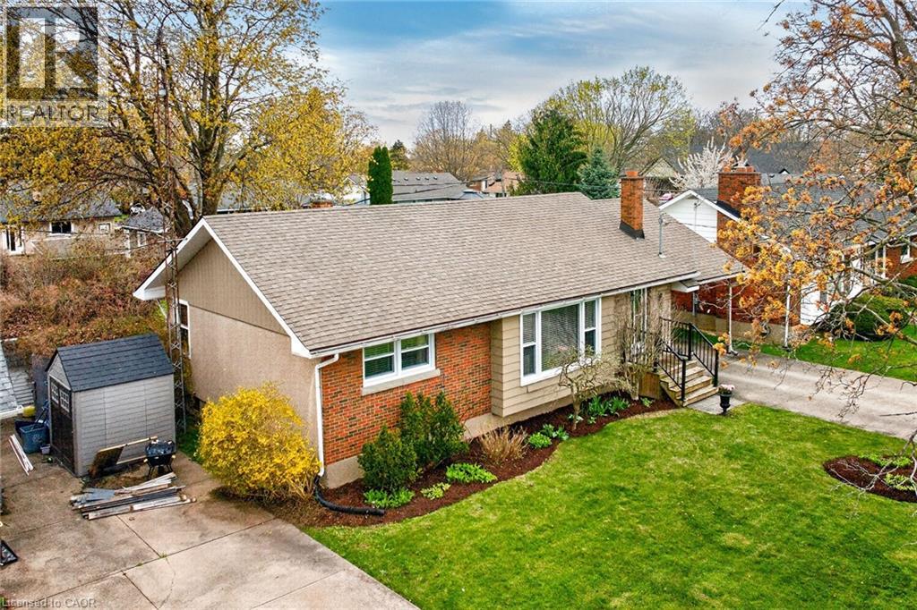7 CORAL Drive, St. Catharines, Ontario, L2N3R4 — Photo 4