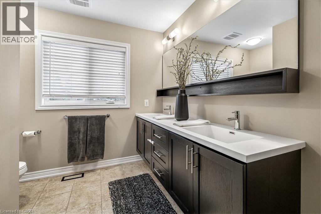 59 WATERVIEW Lane, Grimsby, Ontario, L3M0H2 — Photo 6