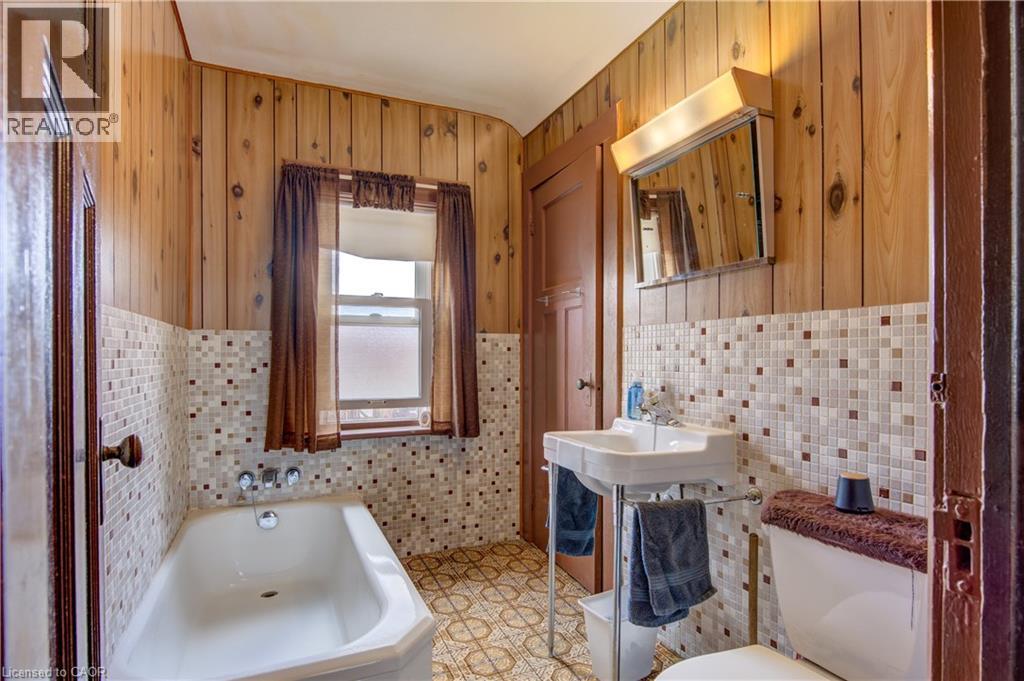 111 SIMEON Street, Kitchener, Ontario, N2H1S6 — Photo 14
