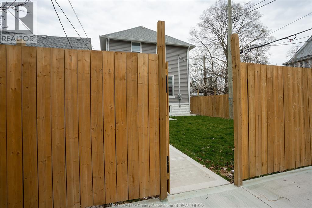 765 DOUGALL Unit# FULL BASEMENT, Windsor, Ontario, N9A4P9 — Photo 14