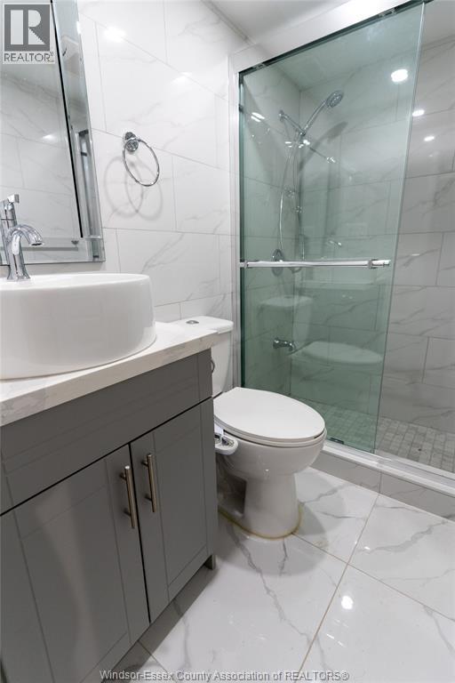 765 DOUGALL Unit# FULL BASEMENT, Windsor, Ontario, N9A4P9 — Photo 9