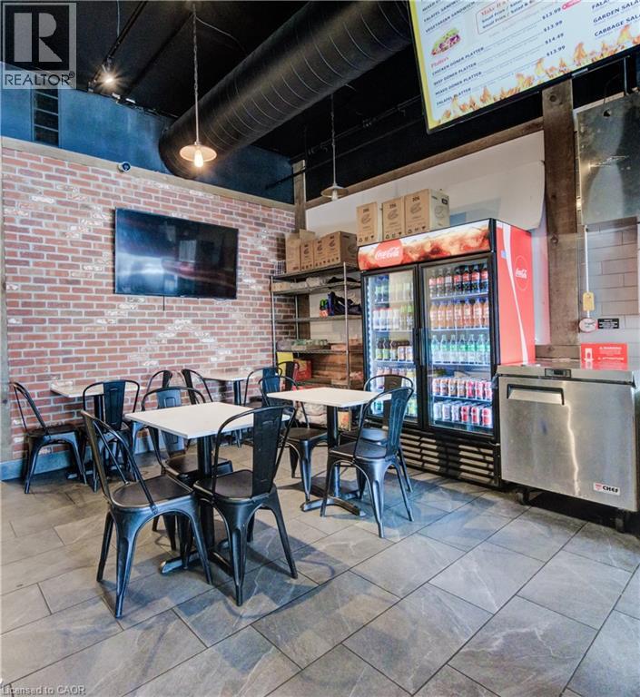 170 UNIVERSITY Avenue W Unit# 21, Waterloo, Ontario, N2L3E9 — Photo 28