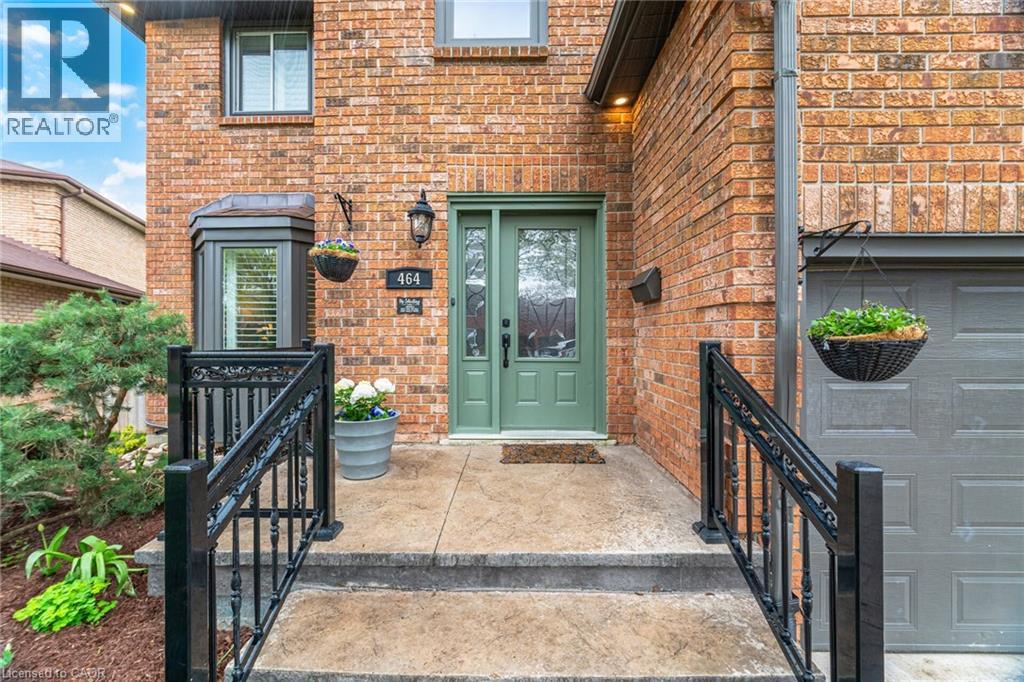 464 DELANEY Court, Burlington, Ontario, L7L5T6 — Photo 3