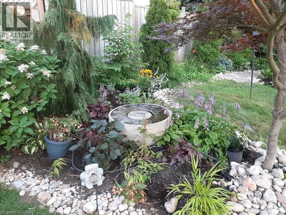 464 DELANEY Court, Burlington, Ontario, L7L5T6 — Photo 46