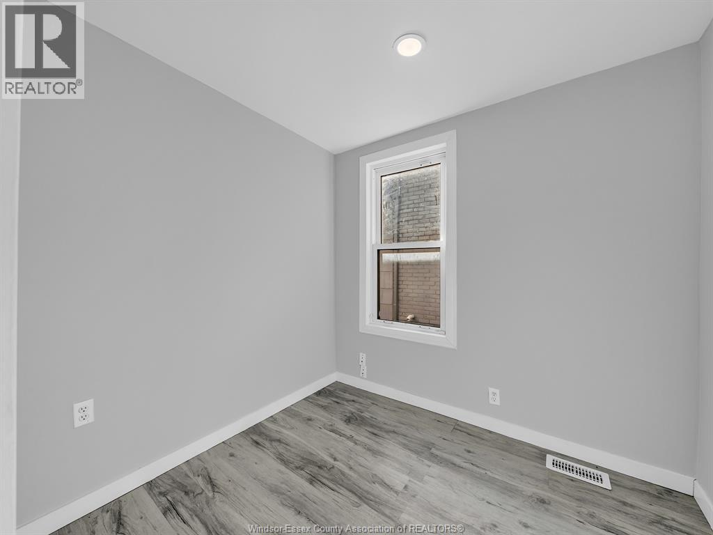 1153 UNIVERSITY AVENUE, Windsor, Ontario, N9A3A5 — Photo 9