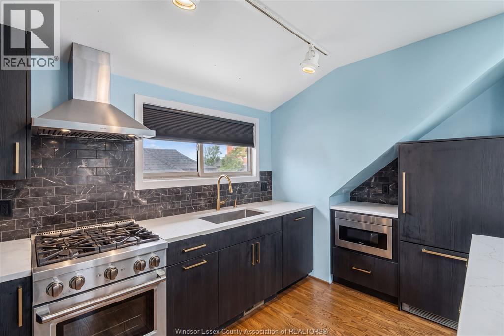 79 GILES BOULEVARD East, Windsor, Ontario, N9A4B8 — Photo 6