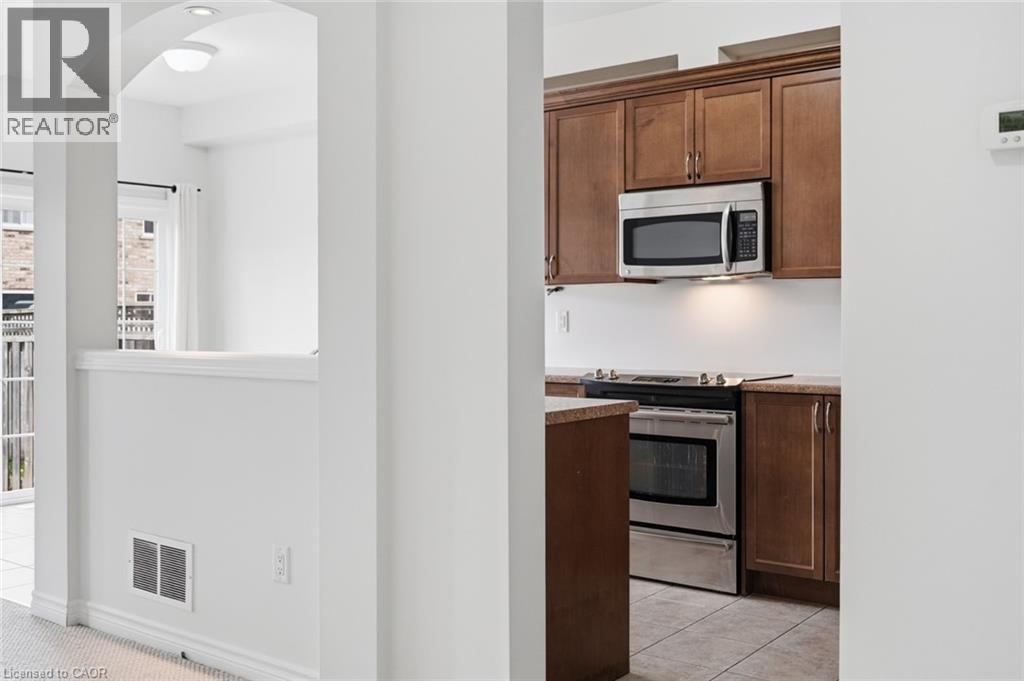 99 PANABAKER Drive Unit# 35, Ancaster, Ontario, L9G0A3 — Photo 9