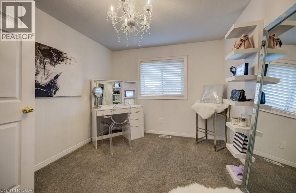 255 HIGHBROOK Crescent, Kitchener, Ontario, N2E3P6 — Photo 20