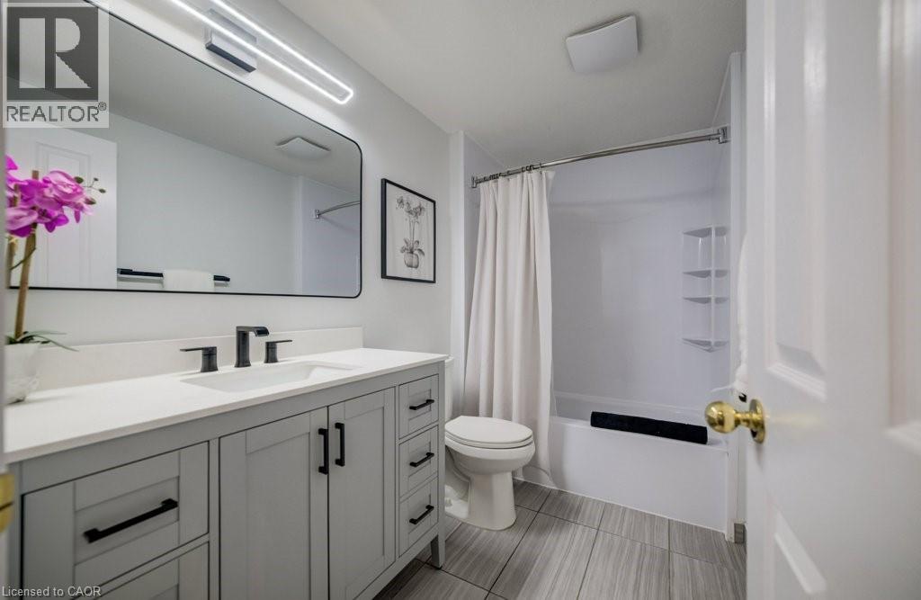 255 HIGHBROOK Crescent, Kitchener, Ontario, N2E3P6 — Photo 22