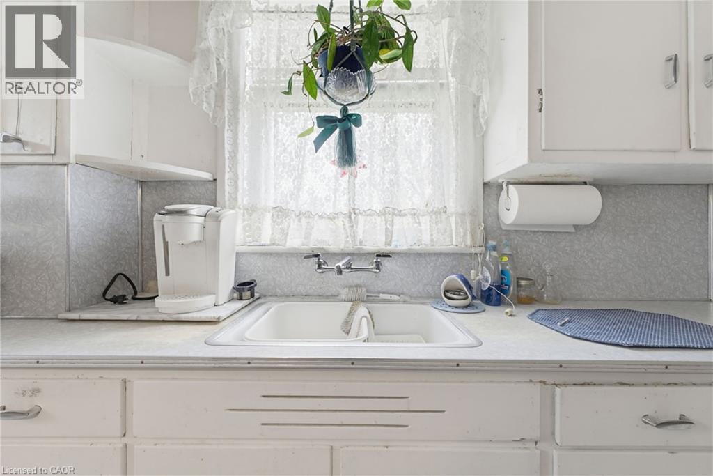 111 SYDENHAM Street, Dundas, Ontario, L9H2V5 — Photo 17