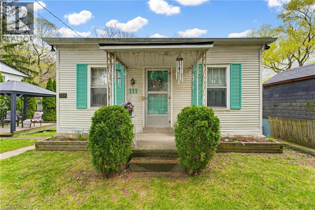 111 SYDENHAM Street, Dundas, Ontario, L9H2V5 — Photo 3