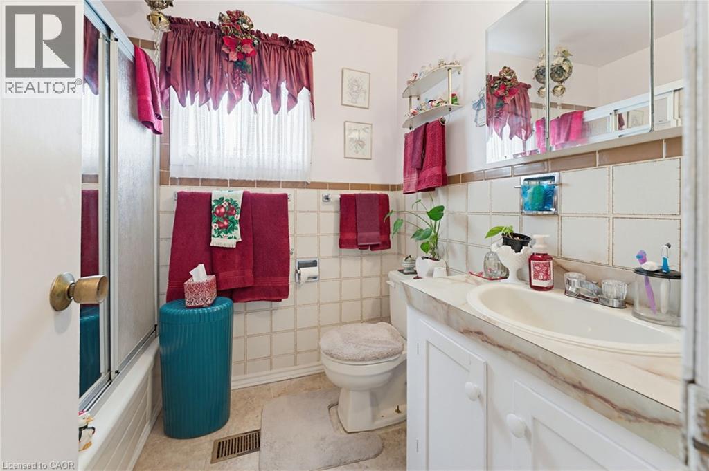 111 SYDENHAM Street, Dundas, Ontario, L9H2V5 — Photo 7