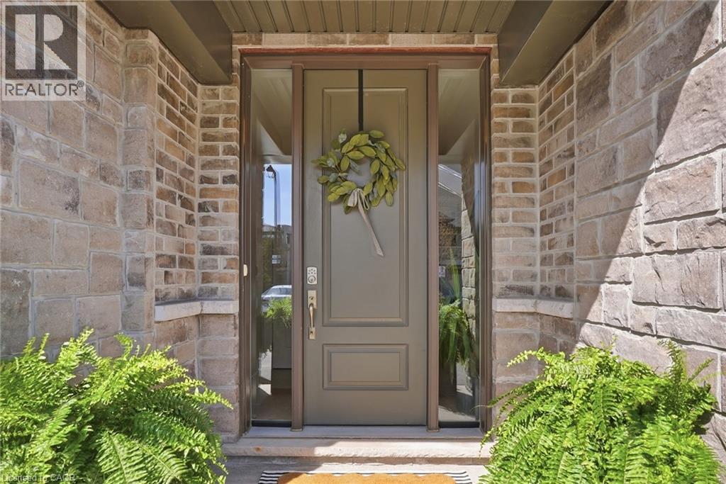 271 GREY SILO Road Unit# 29, Waterloo, Ontario, N2K0E9 — Photo 3