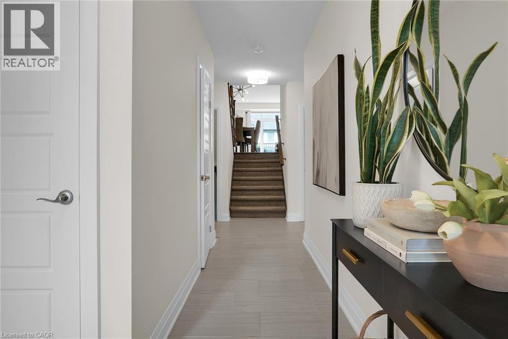 271 GREY SILO Road Unit# 29, Waterloo, Ontario, N2K0E9 — Photo 5