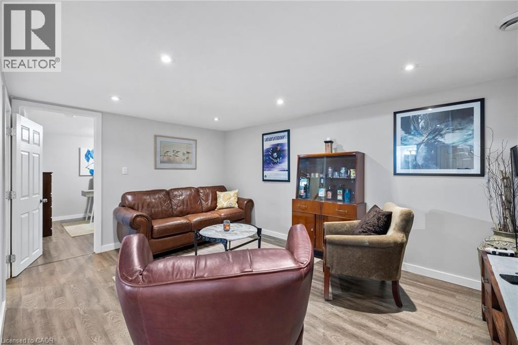 42 ATWATER Crescent, Hamilton, Ontario, L9C2E7 — Photo 32