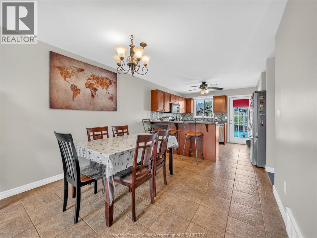 2115 EVERTS, Windsor, Ontario, N9B3X7 — Photo 4