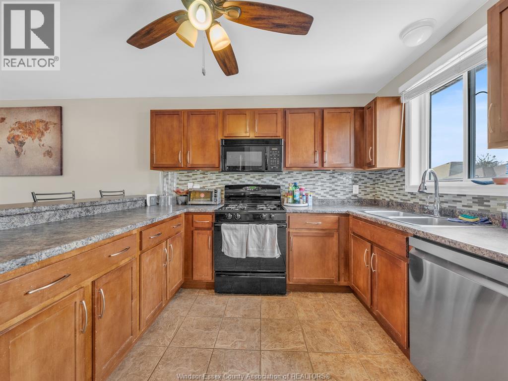 2115 EVERTS, Windsor, Ontario, N9B3X7 — Photo 6